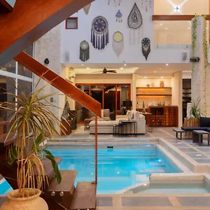  Villa Tikal México